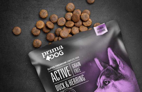 PrimaDog Active Duck & Herring is a dry food optimized for active dogs